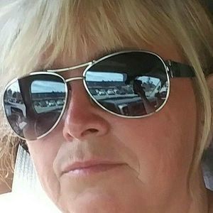 Meet your Posher, Peggy